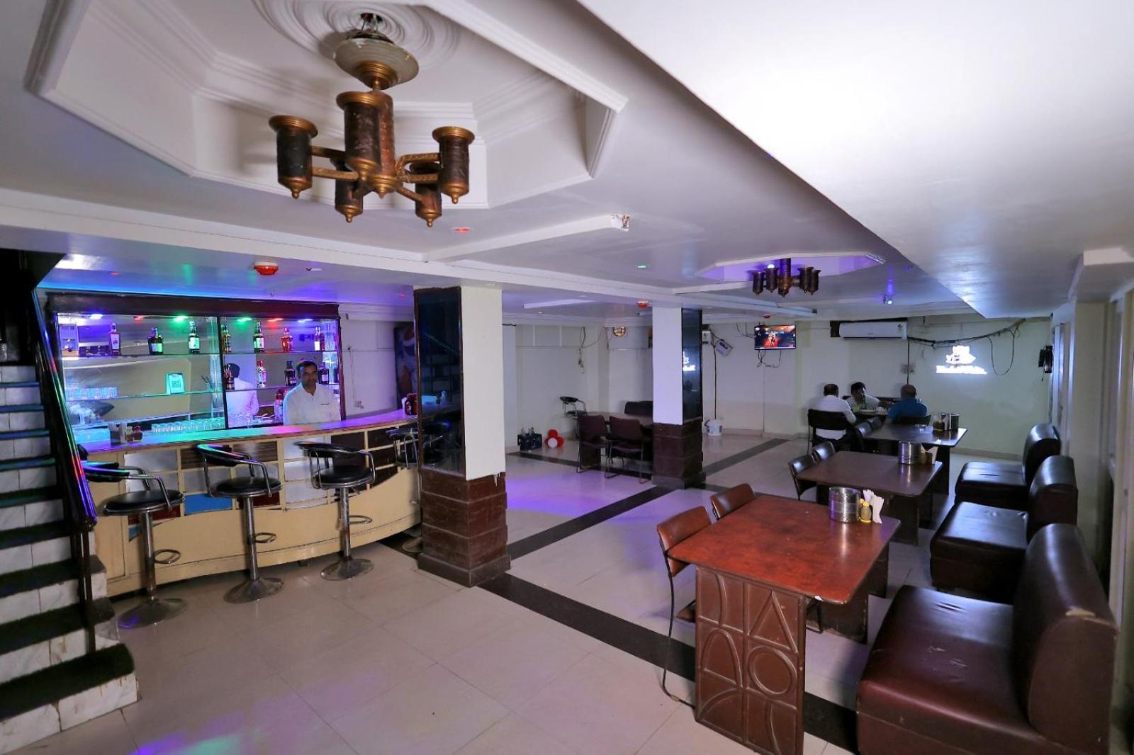 Hotel Paradise Kanpur Exterior foto