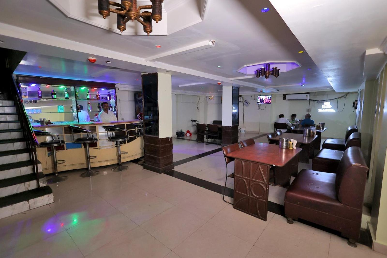 Hotel Paradise Kanpur Exterior foto