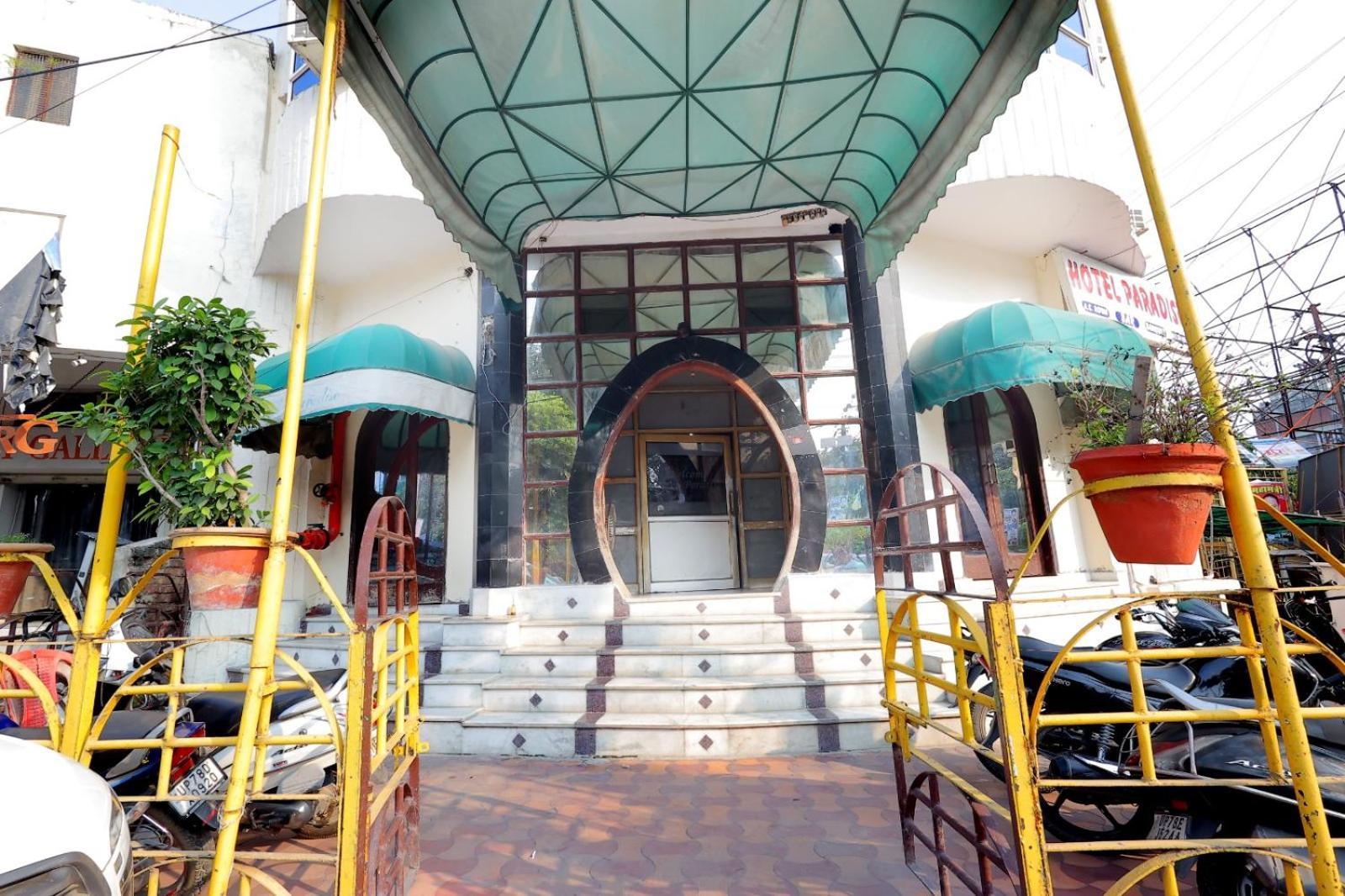 Hotel Paradise Kanpur Exterior foto
